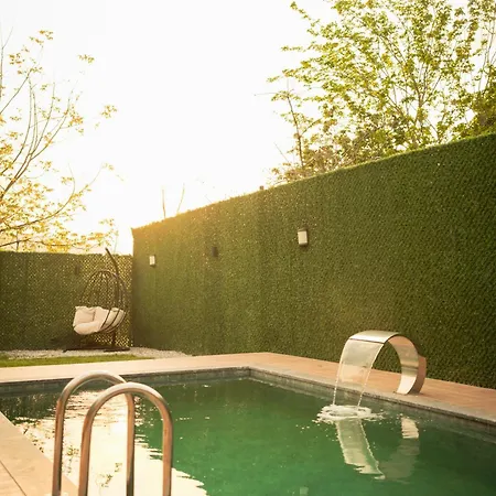 Alya Guest house
